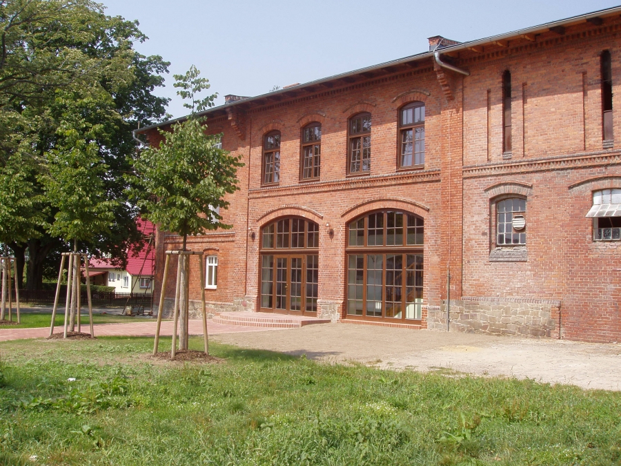 Rekonstrukce ubytovacího zařízení a společenského sálu v areálu Hřebčína Albertovec